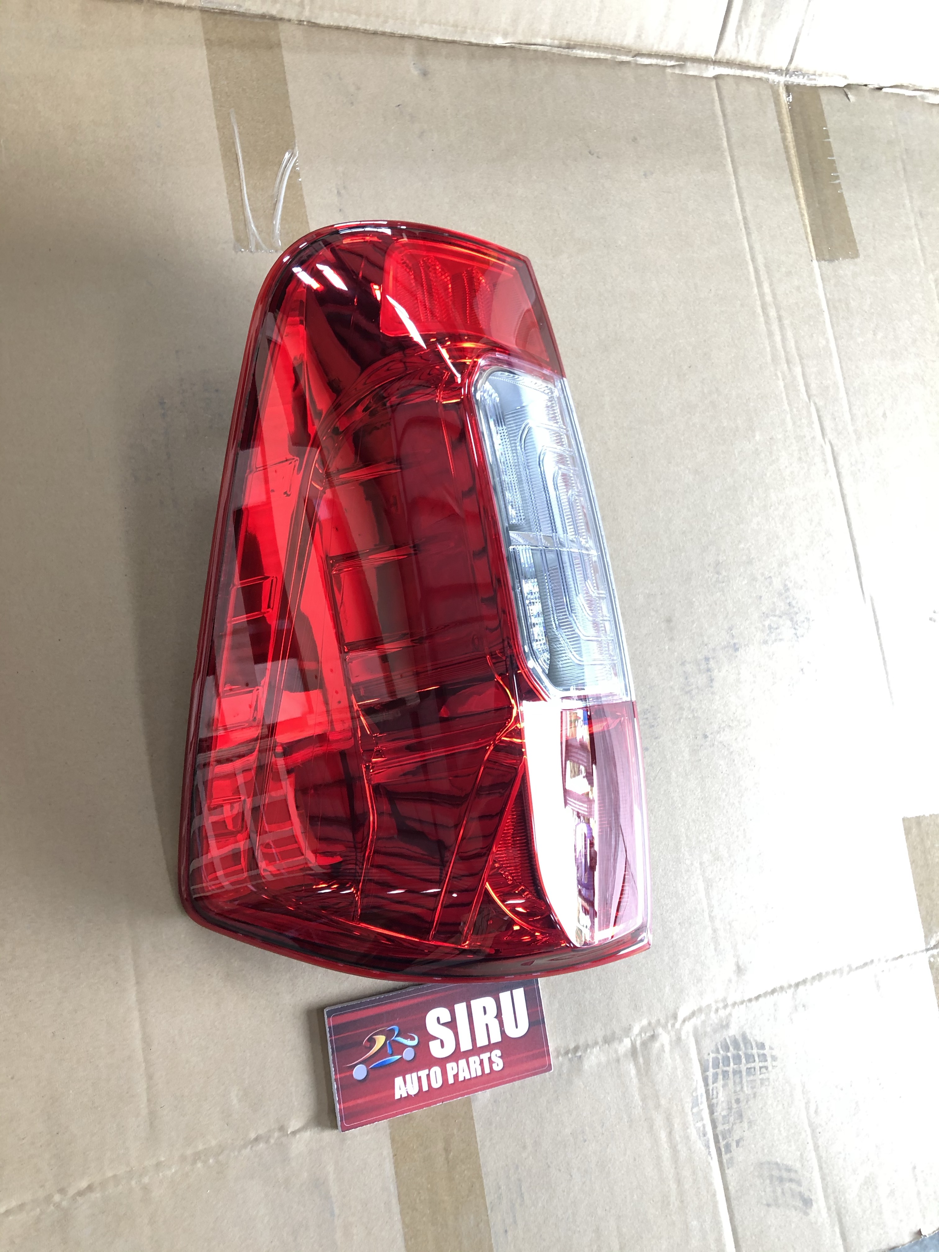 Pair Tail light for Nissan Navara D40 Pickup 2015-2016 Frontier