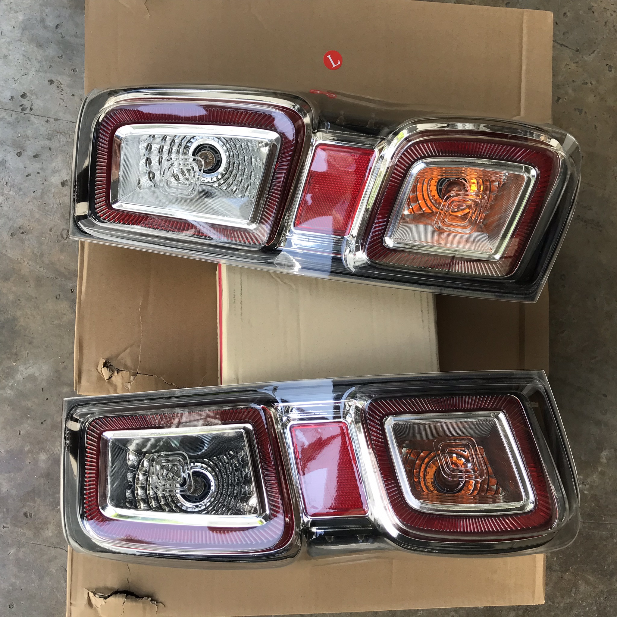 Manufacturer supply OEM Taillights For Isuzu Dmax 2020 High Configuration