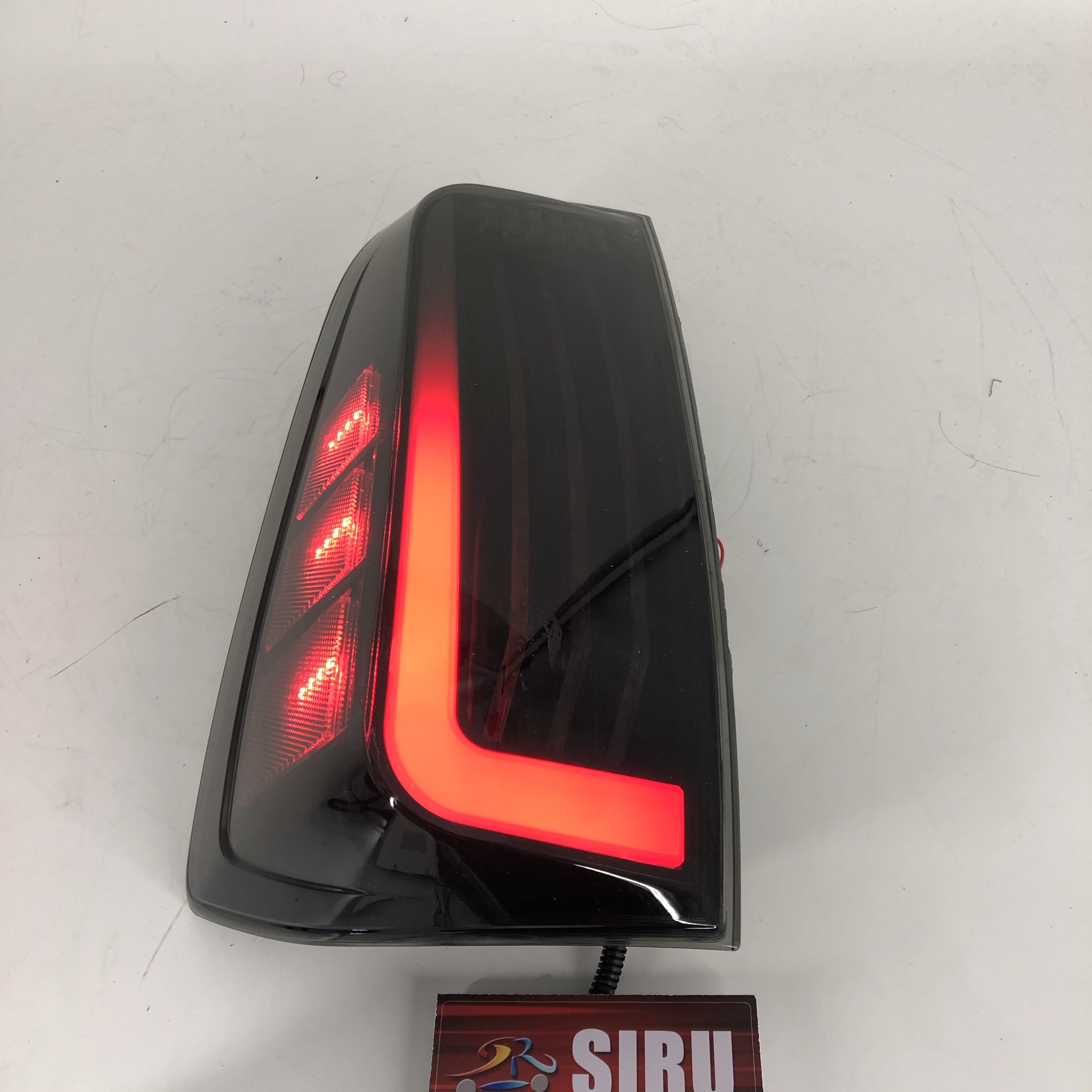 Modified Tail Light Lamp for Nissan Navara 2015-2016