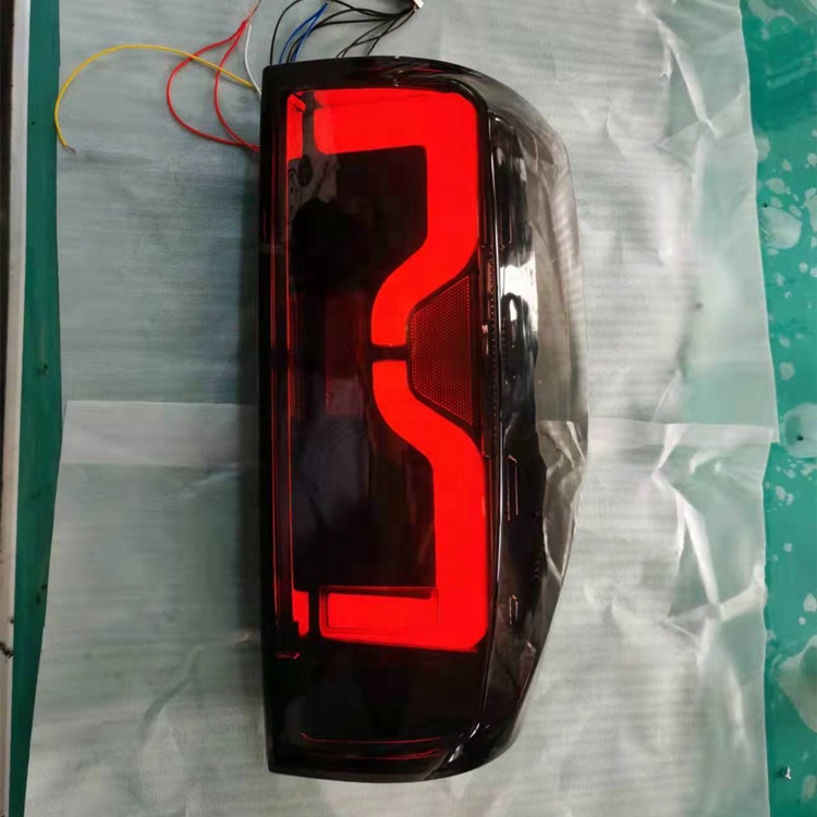 Factory Ford Ranger Taillights Rear Driving, Brake, Reverse, and Turn Signal Lights for T6 T7 T8