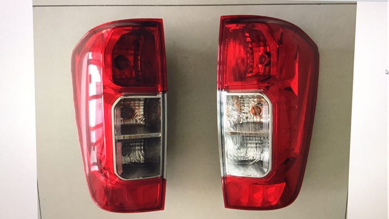 Pair Tail light for Nissan Navara D40 Pickup 2015-2016 Frontier