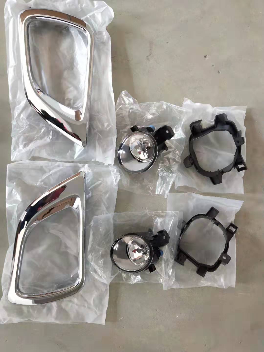 Toyota Hilux Navara 2015 Fog Lamp