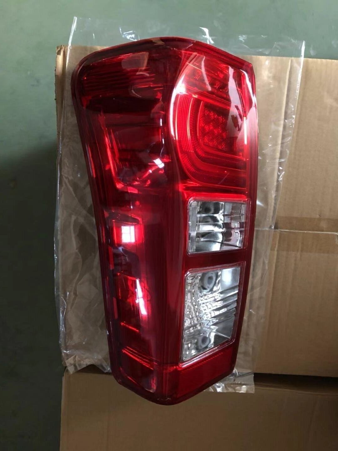 Factory Supply OEM Style LED Taillights For Dmax 2018 