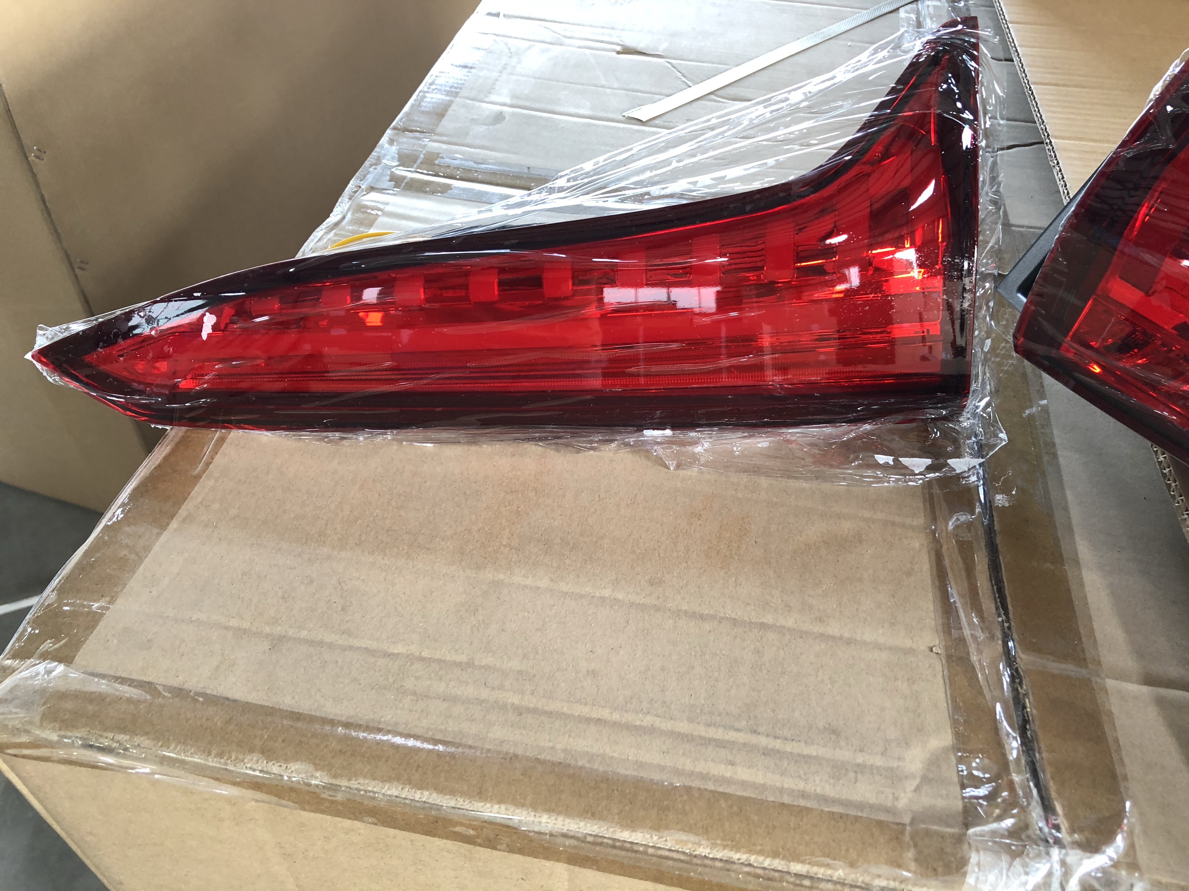 Modified LED Tail Lamps For Fortuner 2015 Supplier