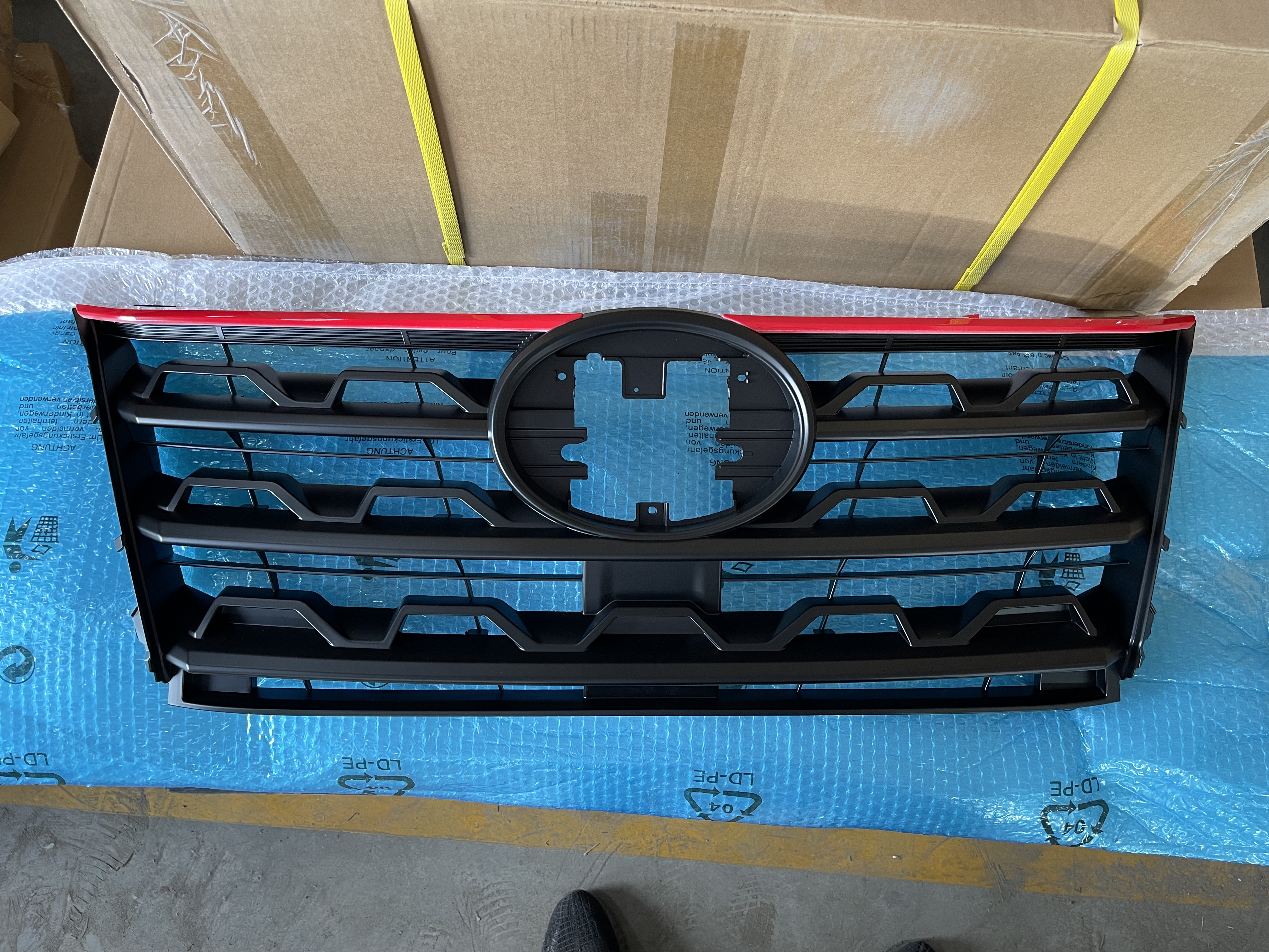 2021 Toyota Fortuner Modified Front Grille – Low-Spec to High-Spec Upgrade