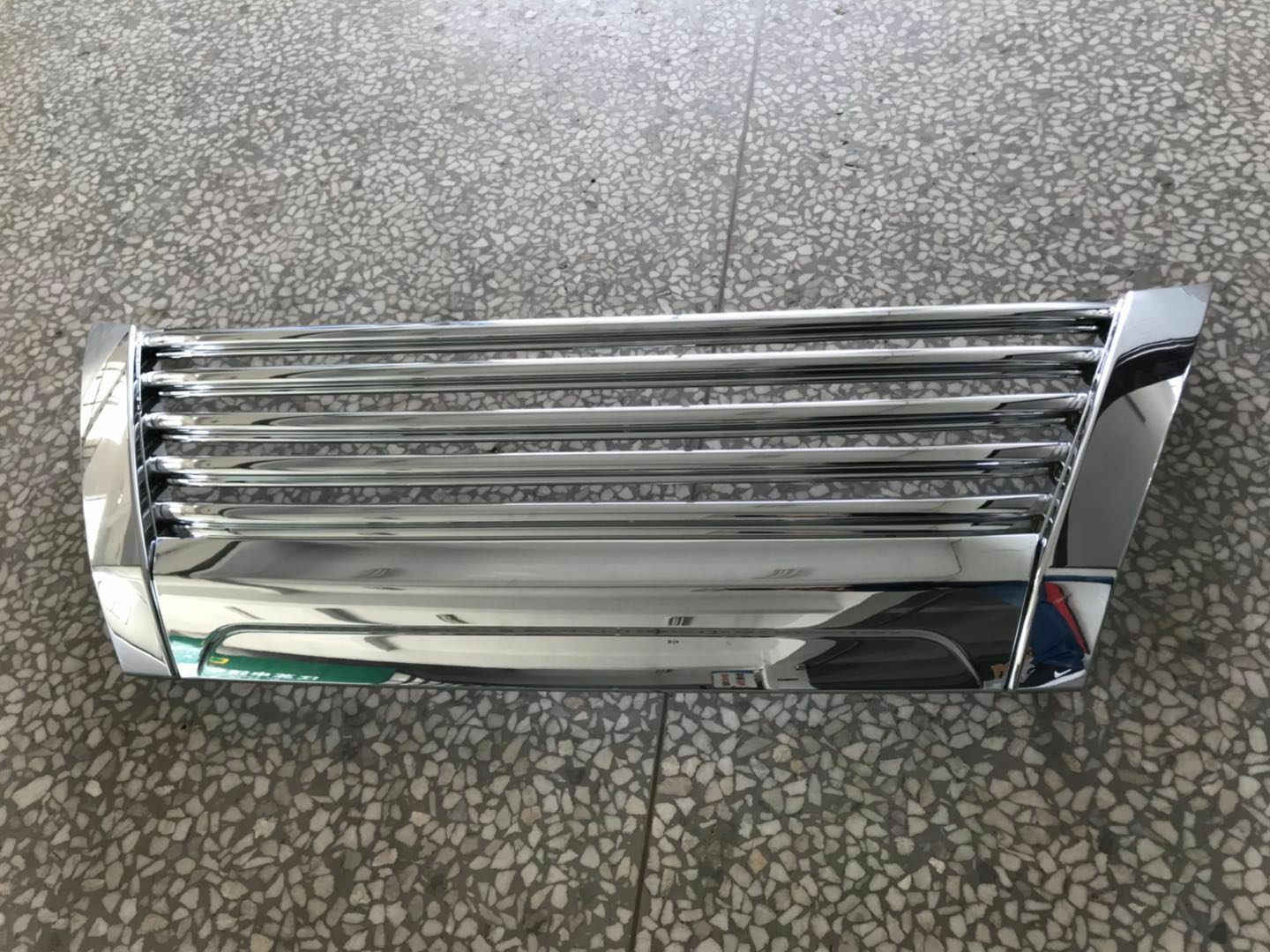 2015 Toyota Fortuner Modified Front Grille – Lexus Style
