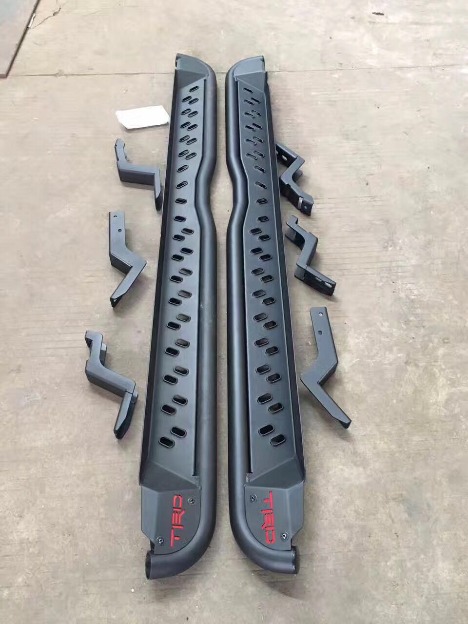 2015 Toyota Fortuner Modified Side Steps – TRD Style